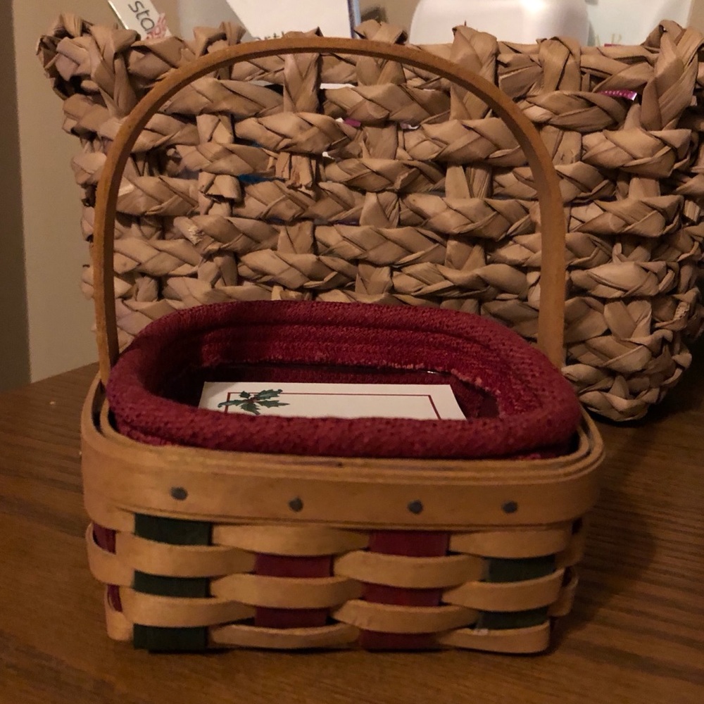 2003 Longaberger Christmas basket
